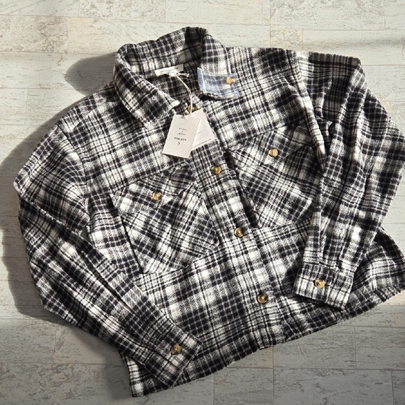 beachlunchlounge Tops - NWT Beachlunchlounge Shacket Shirt Jacket Size XS Small Flannel